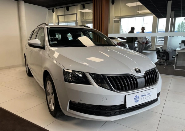 Skoda Octavia cena 59900 przebieg: 111697, rok produkcji 2018 z Miastko małe 326